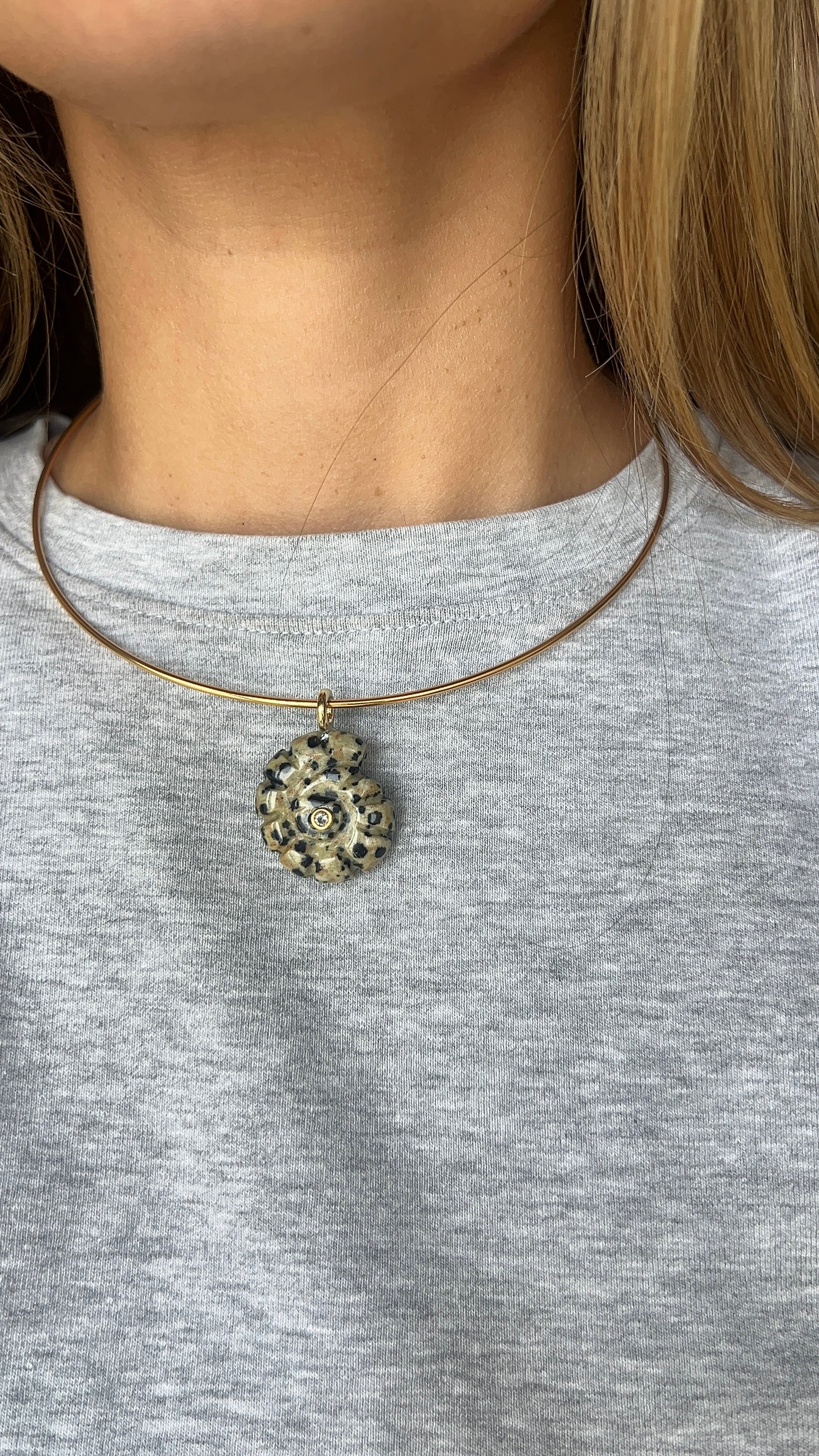 Carved Shell Collar Necklace