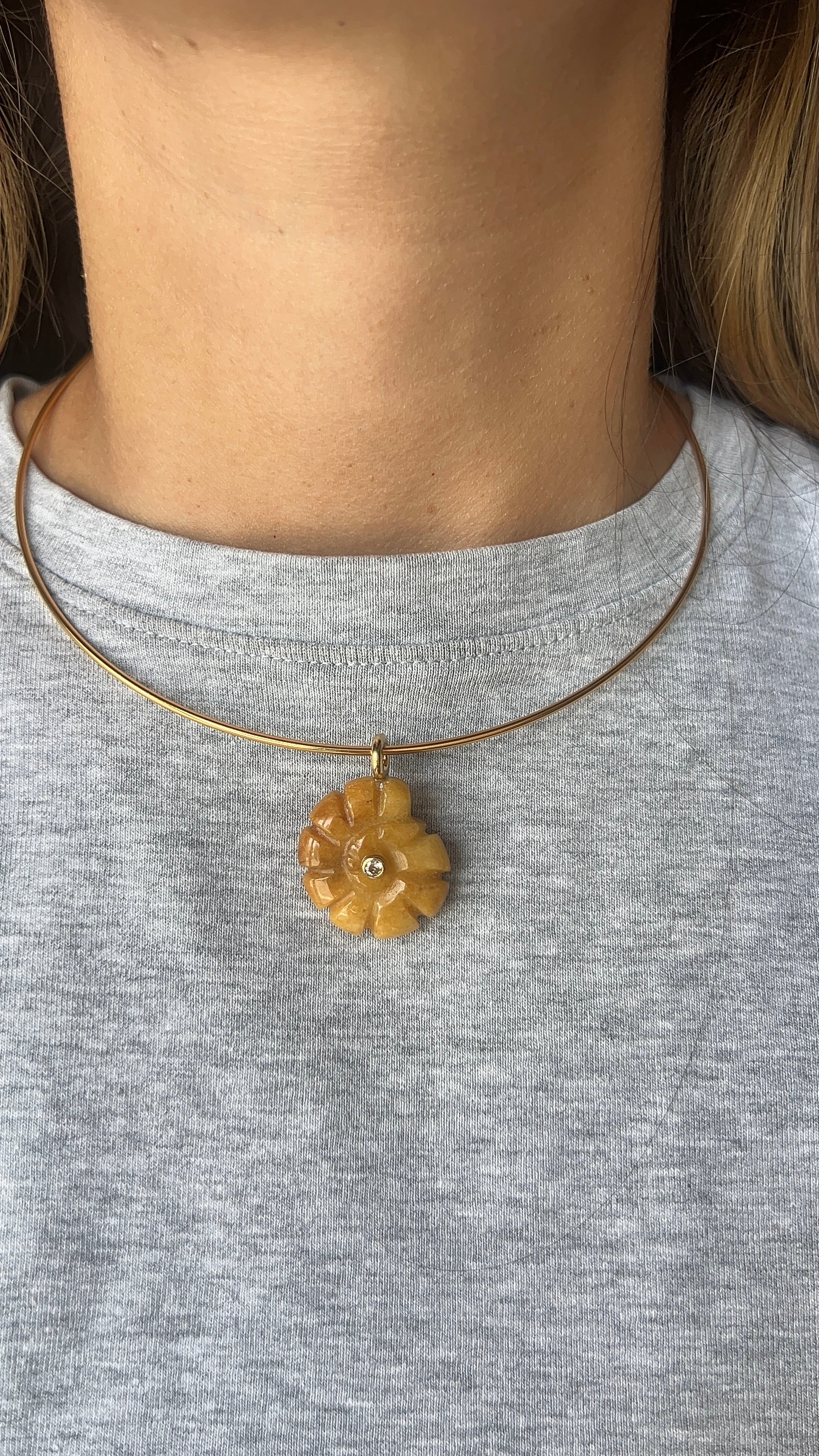 Carved Shell Collar Necklace