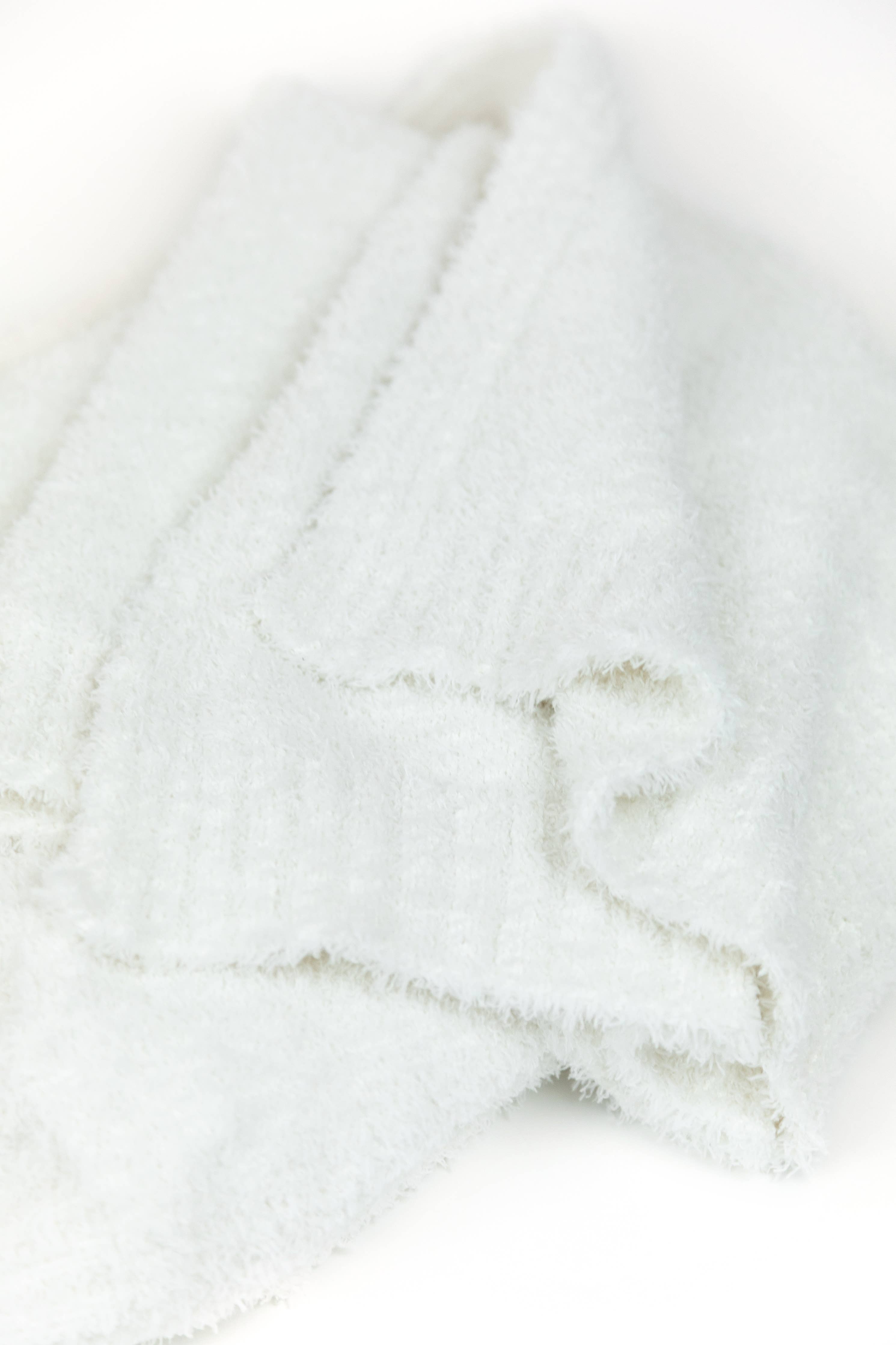 Cozy Lightweight Throw