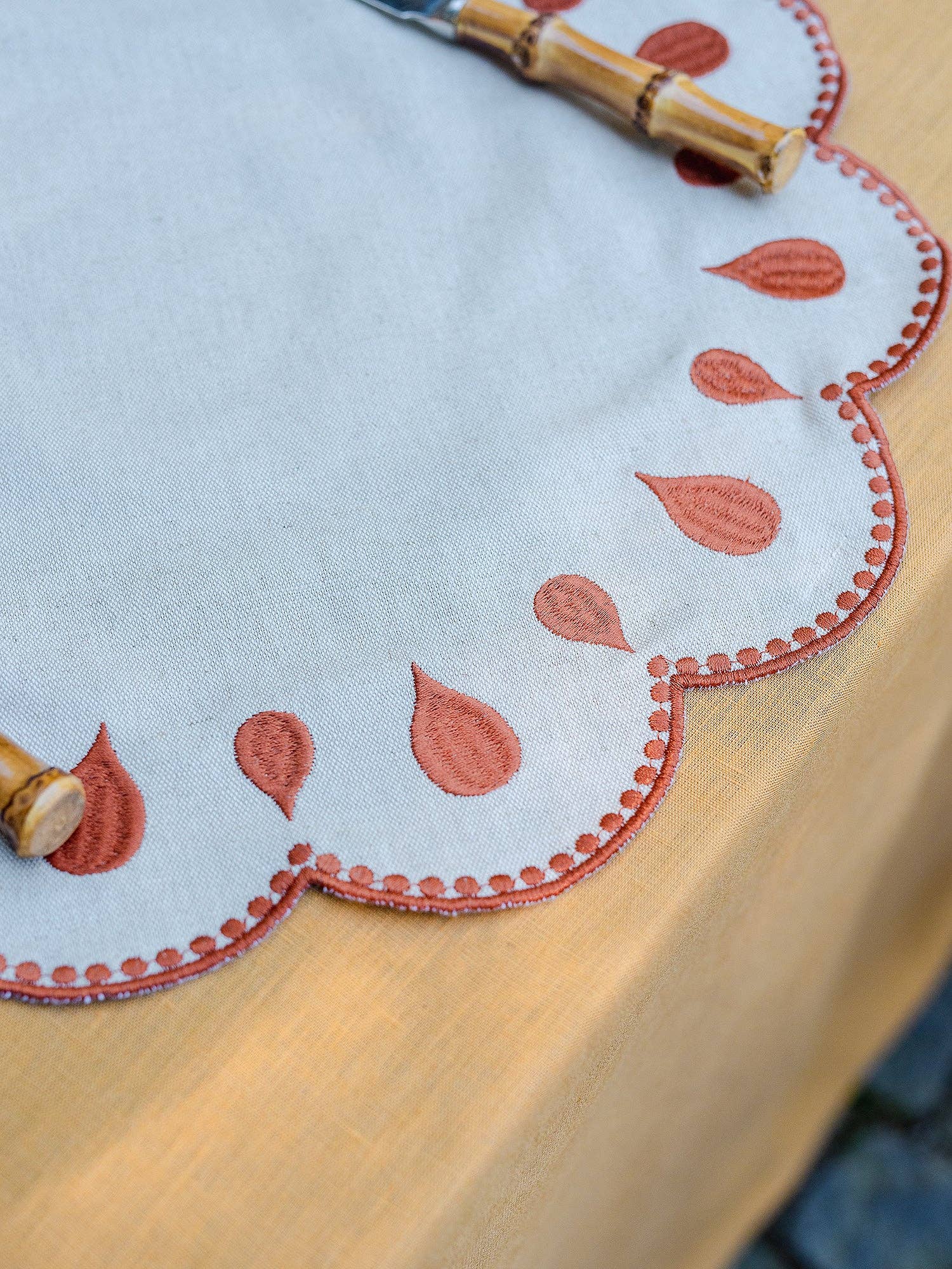 Gotas Beige & Terracotta Placemat